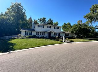 6194 S Cherrywood Cir, Centennial, CO 80121
