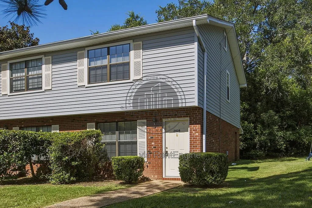 2 bed, 1.5 bath, $1,200 — Photo 1