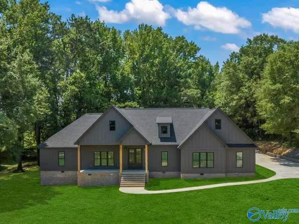 436 Gaines Cir, Boaz, AL 35956