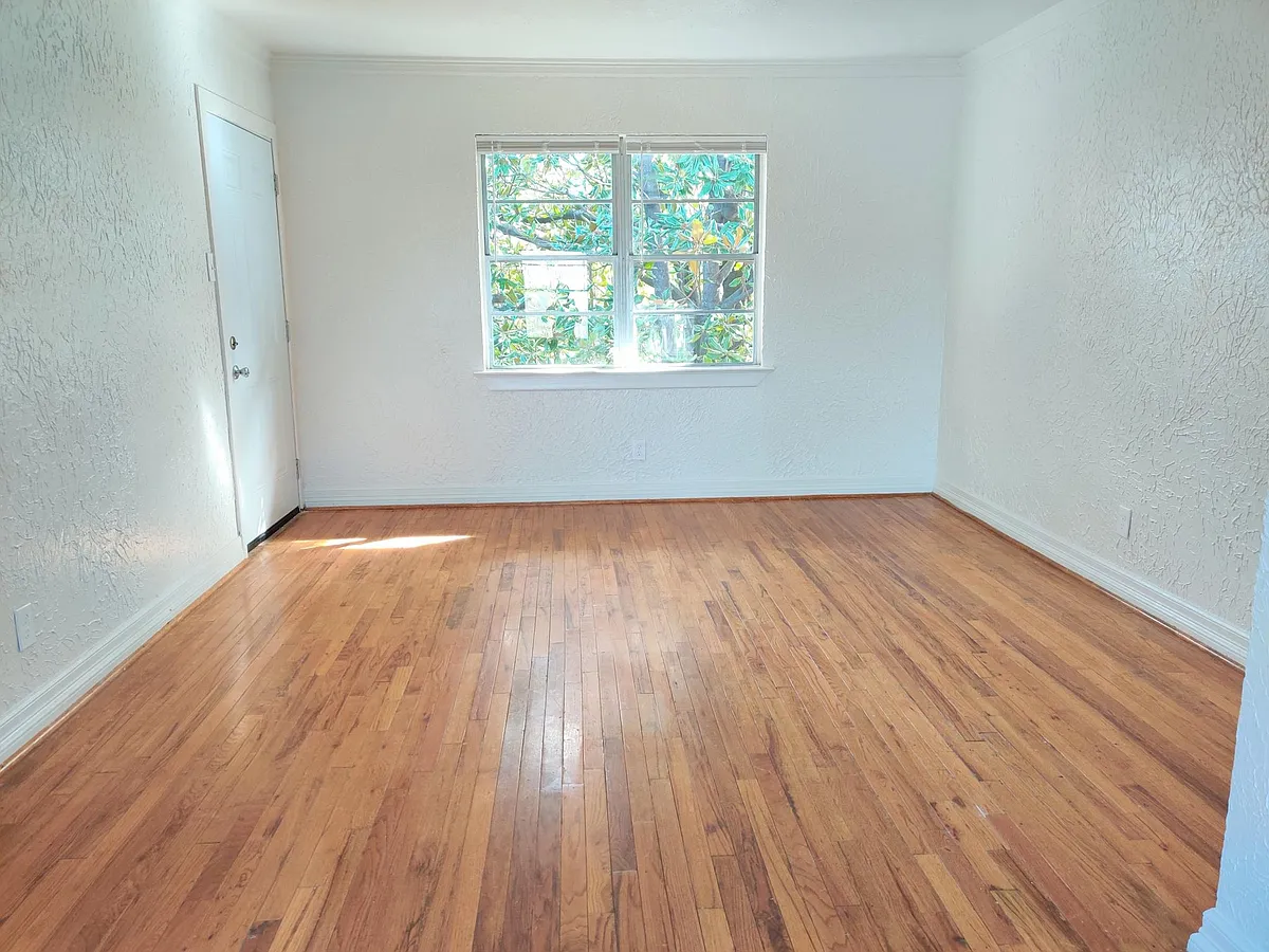 Building Photo - 8719 Gaston Pkwy #B