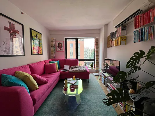 Rented by Rumah Realty Inc | media 7