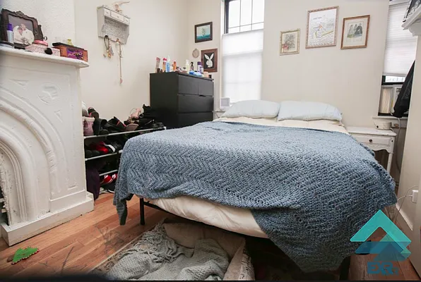 Rented by EXR | media 25