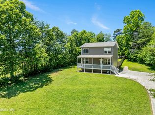 1127 Spring Rd, Madisonville, TN 37354