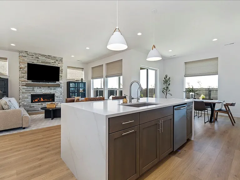 7649 W Whisper Ridge Dr — Photo 13