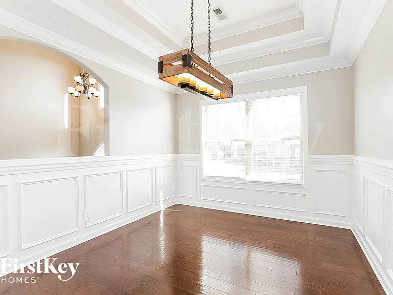 1458 Raven Rd — Photo 4