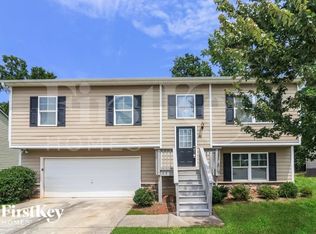583 Forrest Hills Dr, Dallas, GA 30157