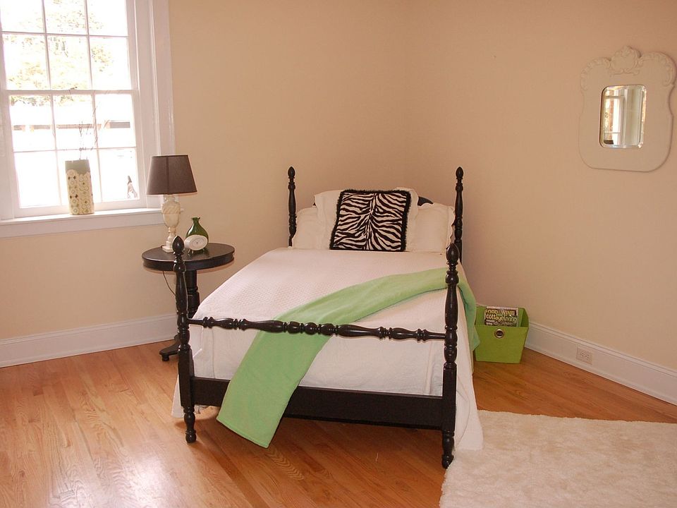 1st image of 1608 Grove Ave #U6