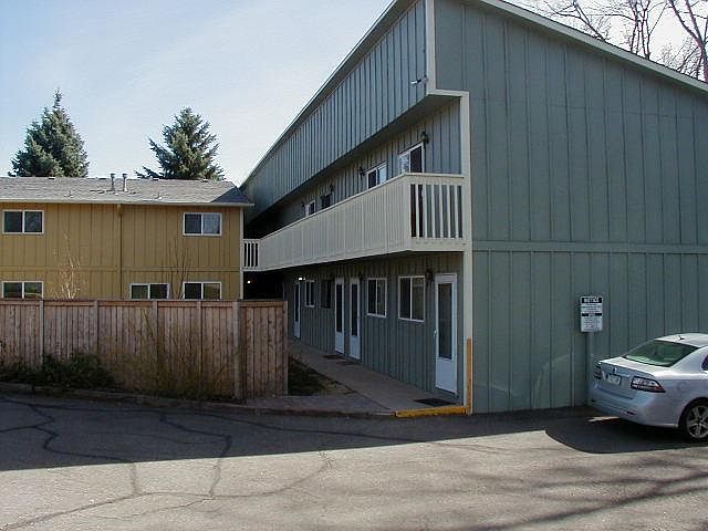 1st image of 1615 Cottonwood Dr APT 18