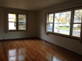 805 Acacia Ln, Madison, WI 53716