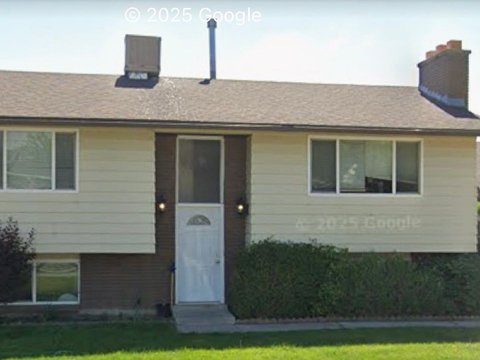 1st image of 4873 S Forest Cir