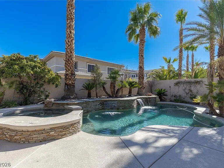 724 Pinnacle Heights Ln — Photo 53