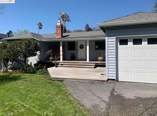 37 Manor Rd, Kentfield, CA 94904