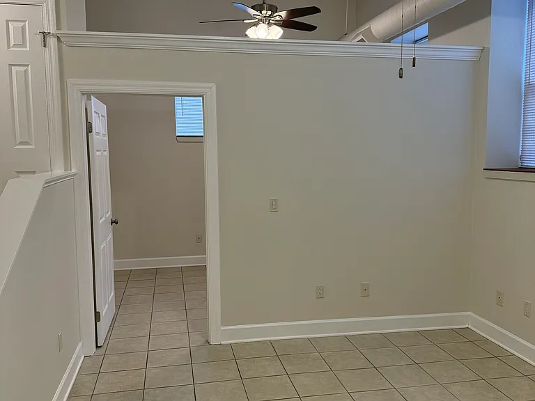 Chapel Hill Apartments — Photo 23