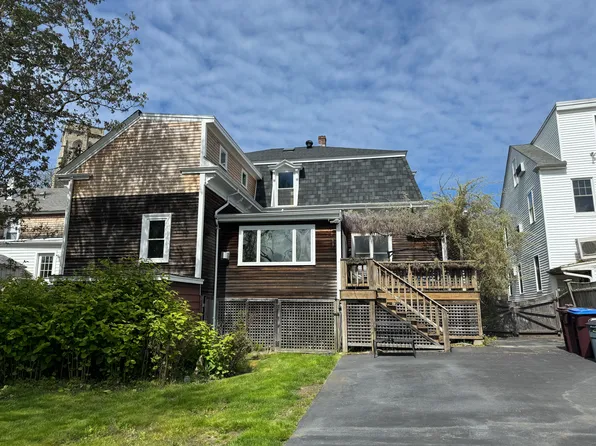 31 S Main St, Cohasset, MA 02025