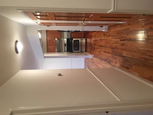 Rented by LDMI Realty Group LLC | media 7