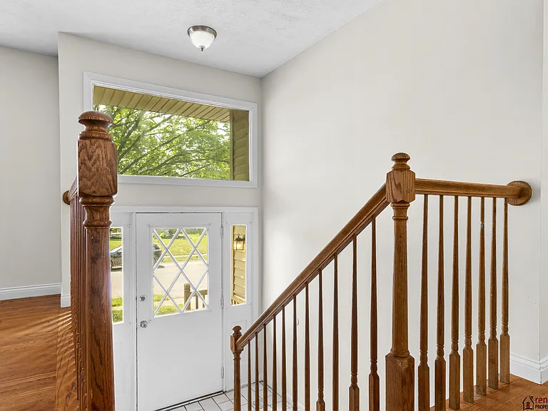 3330 Tisdale Dr — Photo 9