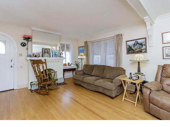 5th image of 4007 Bamberger Ave