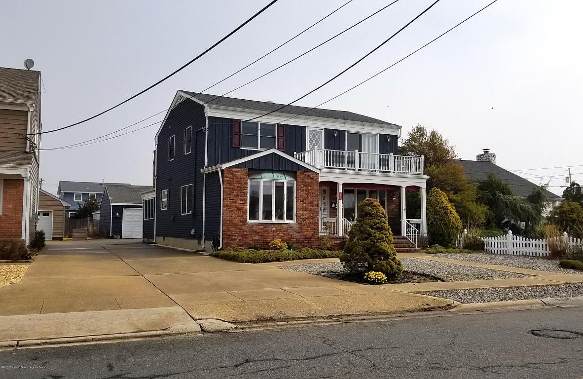 156 Pershing Blvd, Lavallette, NJ 08735 Zillow