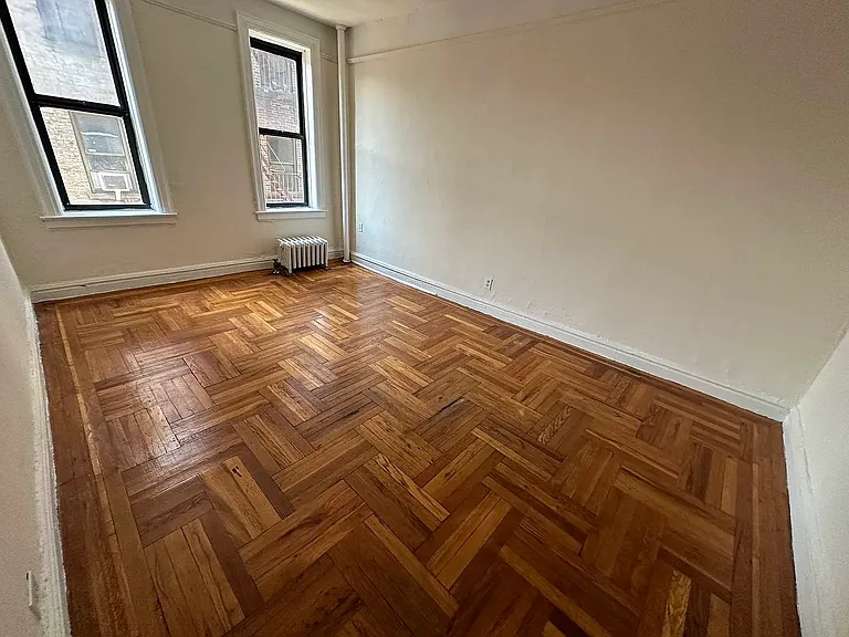 2090 Grand Concourse #B23 — Photo 2