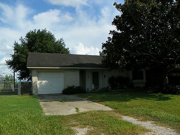 4th image of 3631 Needville Ave