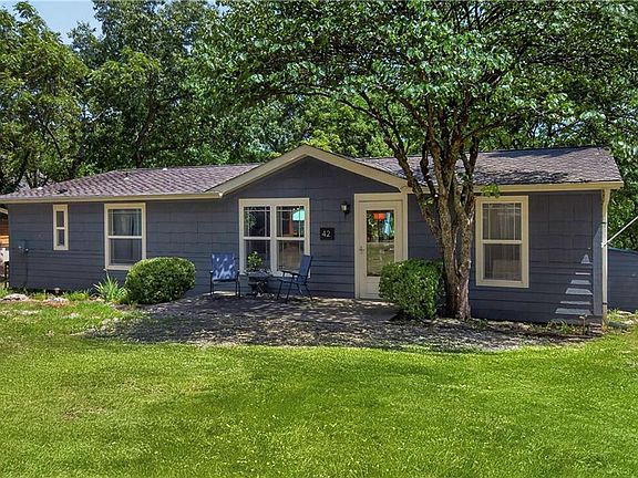 5th image of 41 & 42 Timber Valley Dr