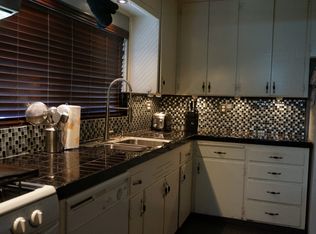 822 Washington St, Hanford, CA