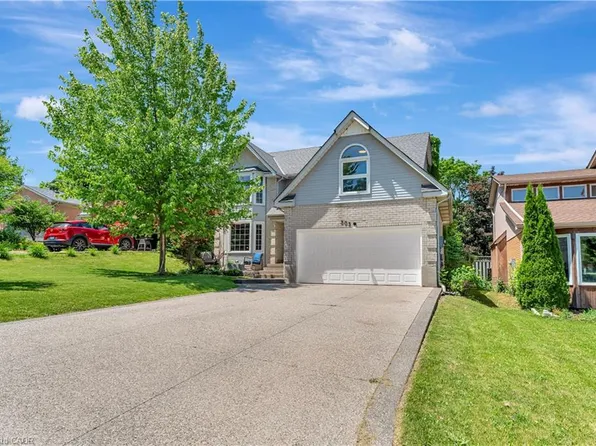 305 Wiltshire Pl, Waterloo, ON N2T 1R3