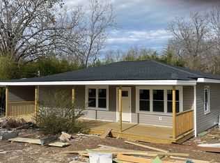 1606 Ray Rd, Spring Lake, NC 28390