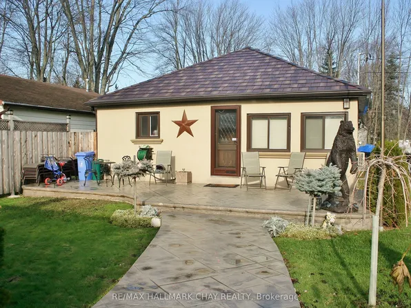 1099 Poplar Rd, Innisfil, ON L0L 1R0