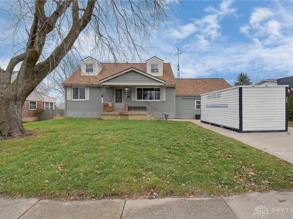 4496 Sunray Rd, Dayton, OH 45429