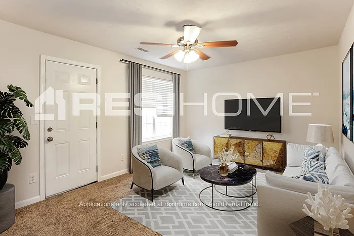 125 W Village Ct — Photo 10