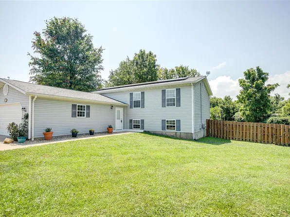 23359 Berry Rd, Elsah, IL 62028