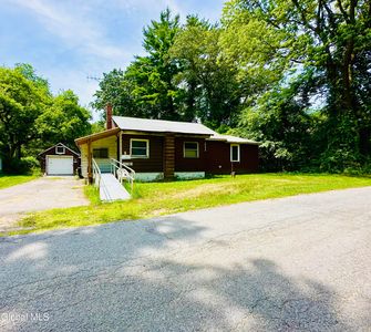 15 East Road, Queensbury, NY, 12804