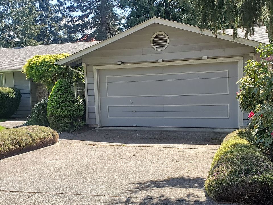 1st image of 2410 36th Ave SE