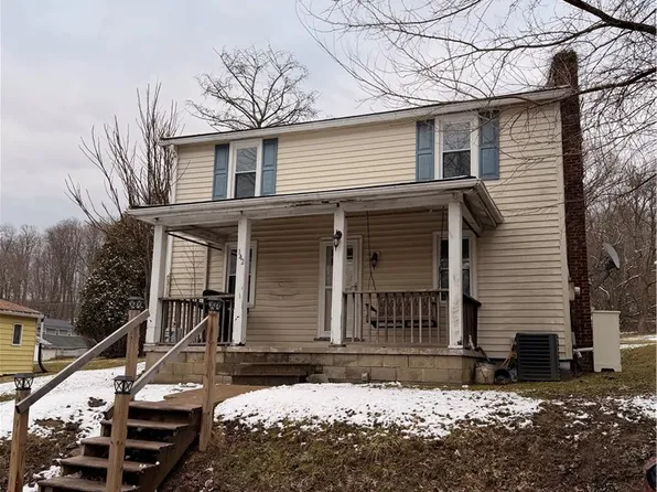 142 Community Park Rd S, Freeport, PA 16229