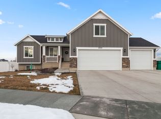 2040 S 3300 W, West Haven, UT 84401