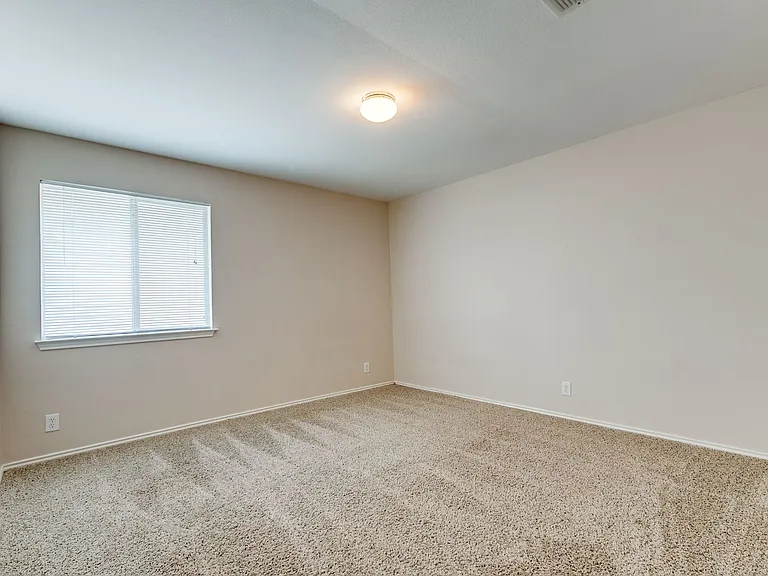 1239 Lynx Bnd — Photo 18
