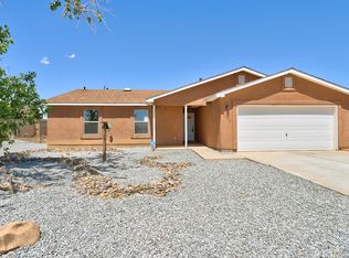 5041 27th Ave NE, Rio Rancho, NM 87144