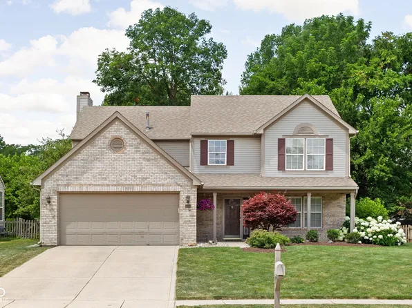 14184 Dickinson Ct, Fishers, IN 46038