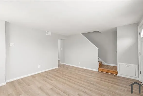 2015 Dineen Dr — Photo 4