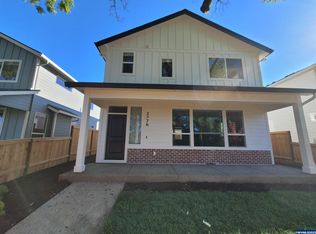 2776 D St NE, Salem, OR 97301