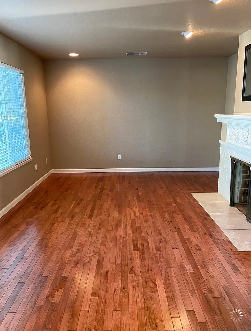 1509 Stetson Ave photo 1