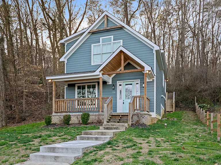 5721 Alabama Ave — Photo 2