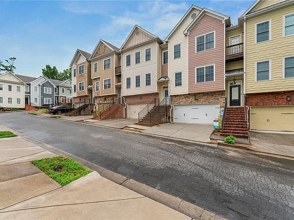 2nd image of 4023 Towne Creek Cv