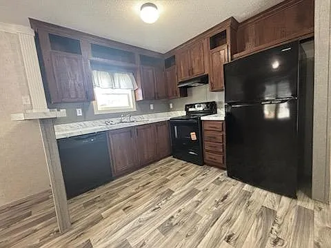 4000 24th St N #130 — Photo 2