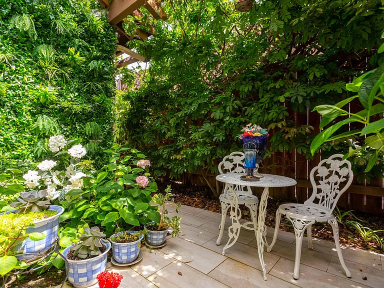 3 outdoor patio areas!