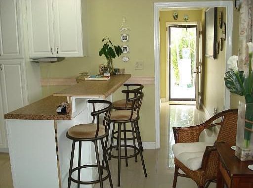 5th image of 304 Jackson Ave