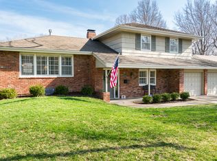 6016 W 89th St, Overland Park, KS 66207