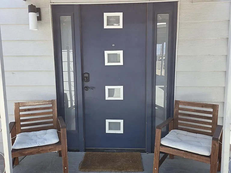 E Pacific Ave — Photo 1