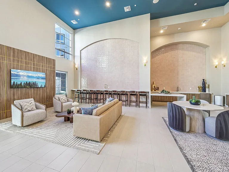 Fora Apartments — Photo 18